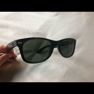 Ray Ban wayfarer sunglasses